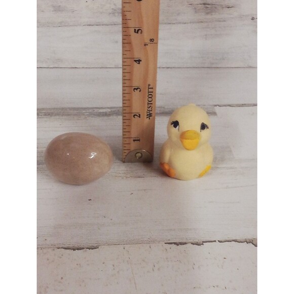 Miniature / Tiny Chicken / Egg Decor - Picture 8 of 11